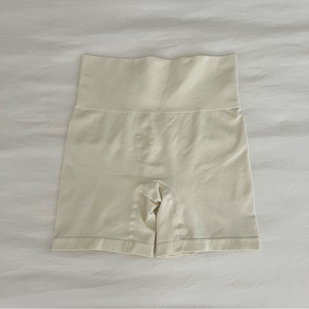 Cream High Waisted Bike Shorts Luca + Grae Size Women’s S